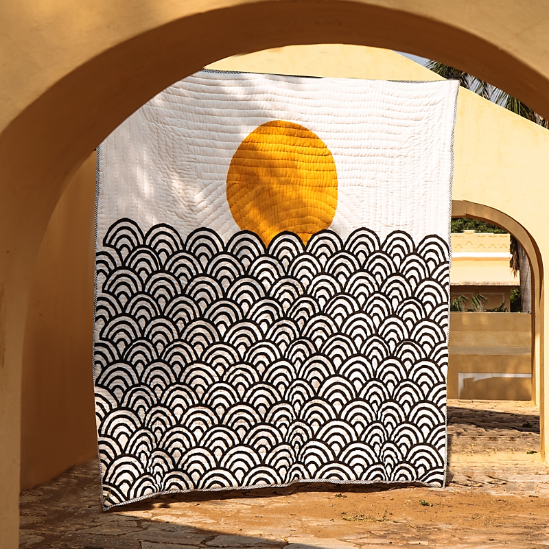 Cqc La Making Waves Quilt Set, King In Multi