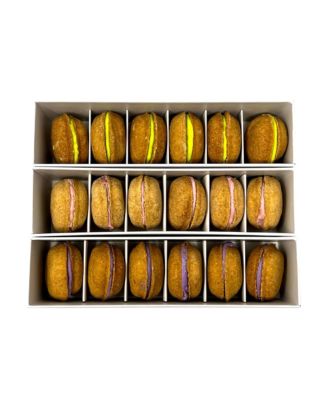 Combo Gift Pack of Dog Macarons, 18 Count