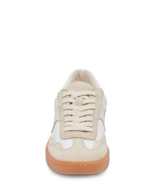 Women's Notice Low Top Sneakers