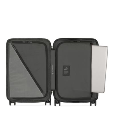 Airox Advanced Frequent Flyer Carry On Spinner Suitcase