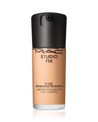 Studio Fix Fluid SPF 15 24HR Matte Foundation + Oil Control 1 oz.