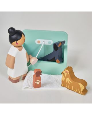 Waggy Tails Dog Salon - Ages 3+