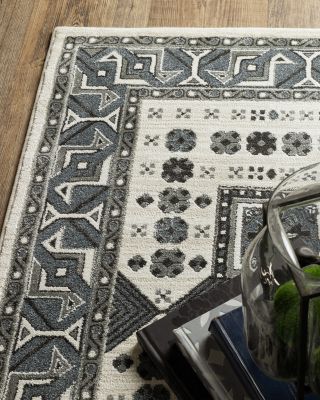 Raylan RAY01 Area Rug, 5'3" x 7'6"