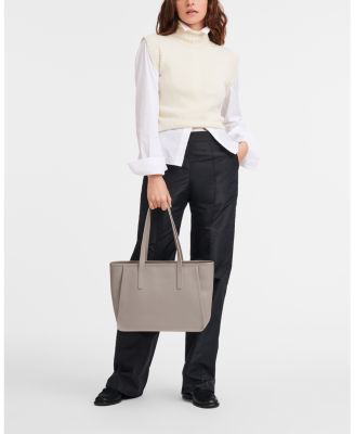 Le Foulonn&eacute; Large Leather Shoulder Tote