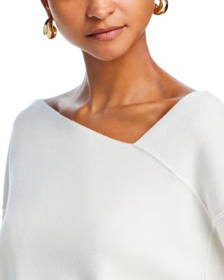 Favorite Geometric Neck Sweater 