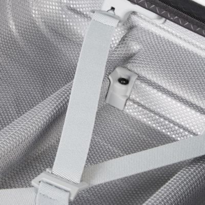 Proxis Carry On Spinner Suitcase