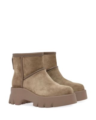  Women's Stormy Booties