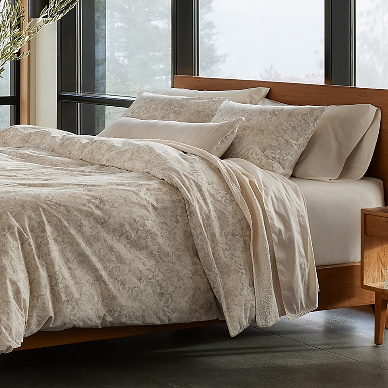 Coyuchi Solana Organic Cotton Duvet Cover In Undyed W/grays Botanical