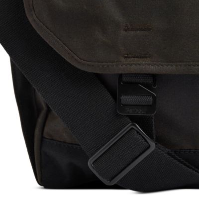 Field Wax Messenger Bag