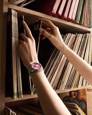 Conquest Watch, 34mm