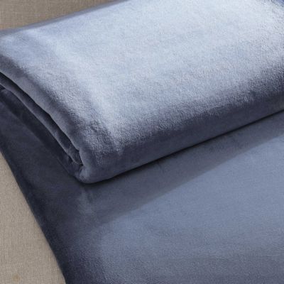 Core Plush Solid Blanket, King