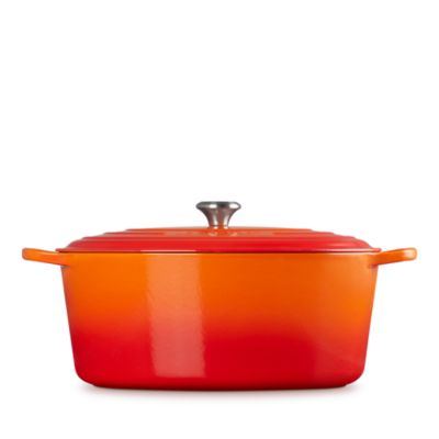 15.5-Quart Oval Dutch Oven