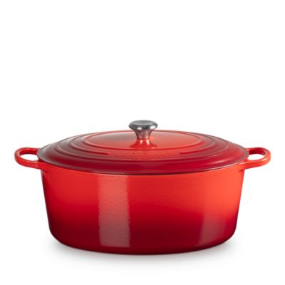 15.5-Quart Oval Dutch Oven