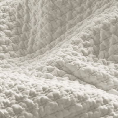 Signature Textured Stitch Quilt, King California King