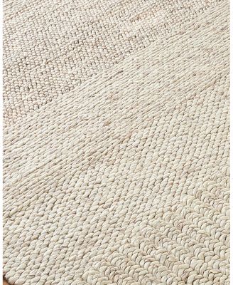 Surya Mae 541321 Area Rug, 2' x 3'