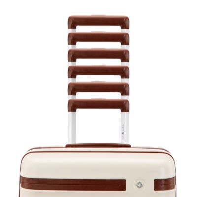 Virtuosa Expandable Carry On