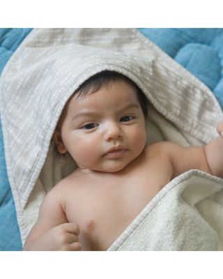 Cove Baby Dot Hooded Towel - Ages 0-3