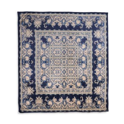 Laurel Canyon Reversible Oversized Travel Blanket