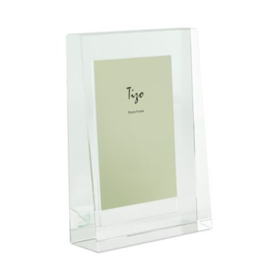 Clear Lucite Pyramid Photo Frame 2&amp;quot; x 3&amp;quot;