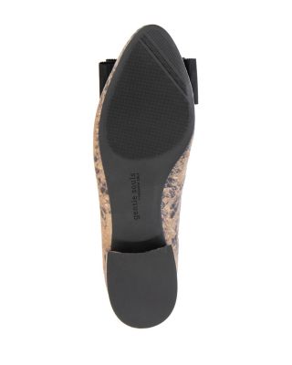 Women's Atlas Pointed Flats