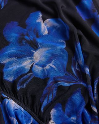 Marliyy Bodycon Midi Dress