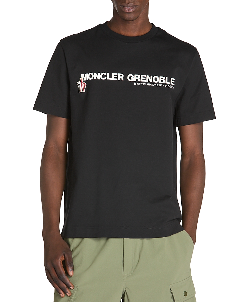 Moncler Crew Neck Short Sleeve Straight Hem T-shirt In Black