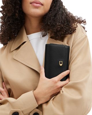 Essential Medium Flap Wallet