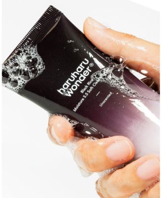 Black Rice Moisture 5.5 Soft Cleansing Gel