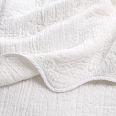 Floral Scalloped Reversible Quilt Set, King - Exclusive