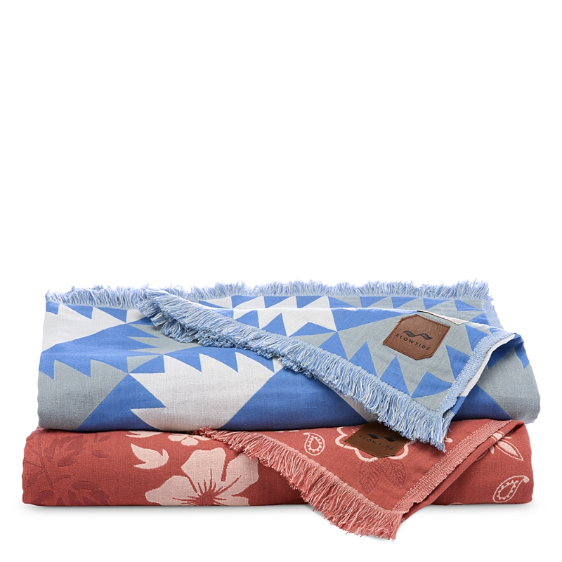 Slowtide Axel Beach Blanket In Guava