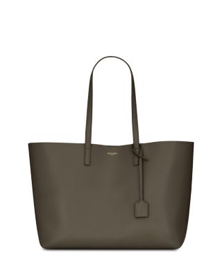 Shopping in Leather