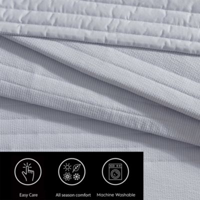 Seersucker Stripe 3 Piece Quilt Set, Queen