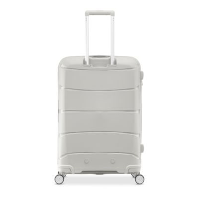 Outline Pro Medium Spinner Suitcase