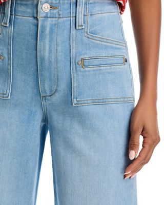 Anessa Jeans in Upstream 