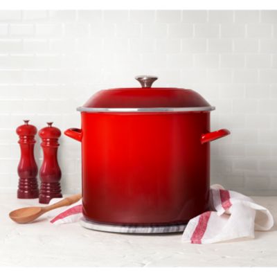 16 Qt. Classic Round Stock Pot 