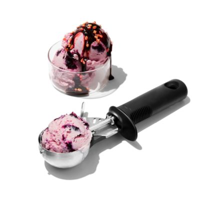 Good Grips Classic Swipe Ice Cream Scoop