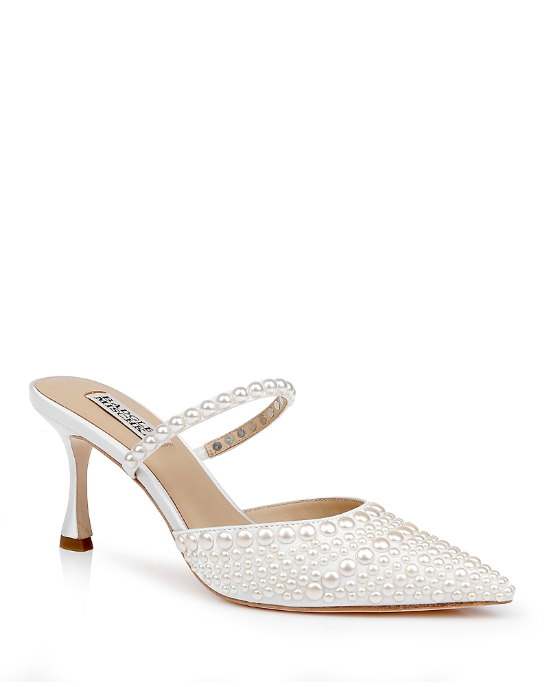 BADGLEY MISCHKA WOMEN'S DUCHESS FAUX PEARL PUMPS