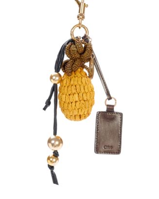 【Chloe】 Giga Pineapple leather bag charm Giga Pineapple leather bag charm in gold - Chloe | Mytheresa