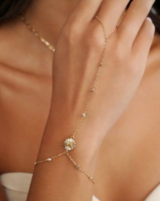 Santorini Cubic Zirconia Shell Hand Chain