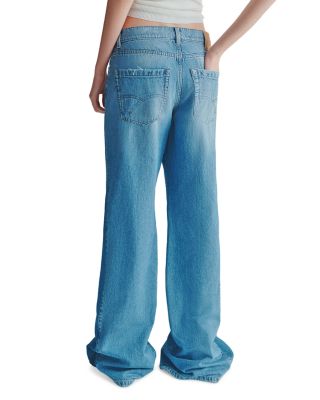 Low Rise Wide Leg Jeans in Light Blue