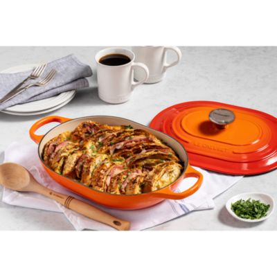 3.75 Qt Cast Iron Oval Casserole & Lid