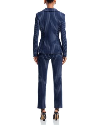 Nuccix Cropped Pants