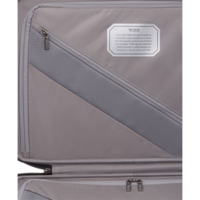 19 Degree Lightweight International Carry On Bag