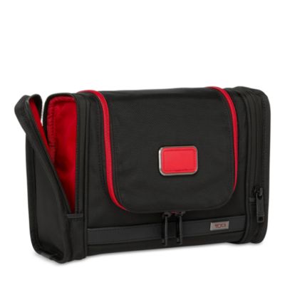 Alpha 3 Hanging Toiletry Kit