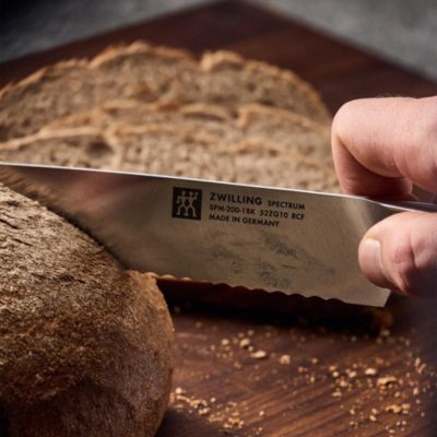 Spectrum 8" Bread Knife
