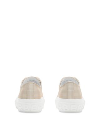 Women&#39;s Check Sneakers