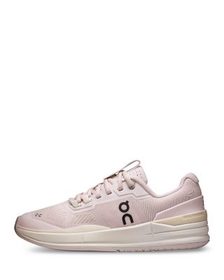 Women&#39;s The Roger Pro Sneakers