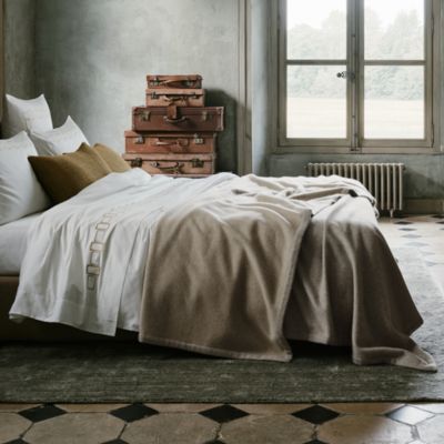 Bold Bicolor Embroidery Duvet Cover, King