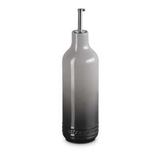 Le Creuset Signature Oil Cruet, 20 oz.