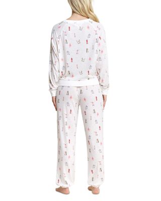 Star Seeker Lounge Set in Ivory Ski Girls